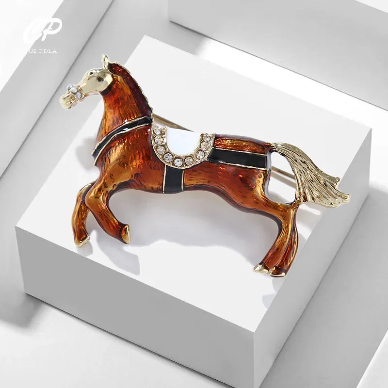 Vintage Court Style Enamel Galloping War Horse Brooches Pins for Women Clothing Accessories Men Fashion Suit Lapel Corsage