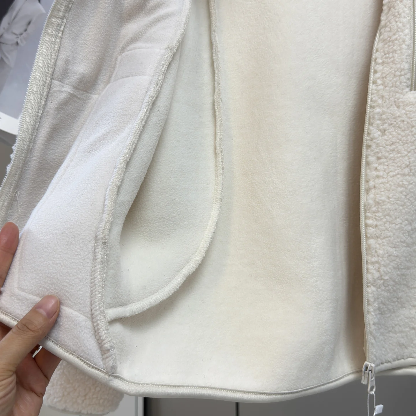 Kardigan damski z wysokim kołnierzem, idealny na jesień i zimę, uniwersalny, prosty krój, ciepły, do noszenia na co dzień na zewnątrz.