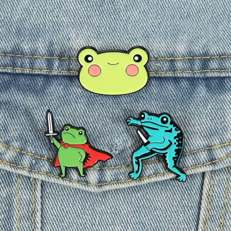 Battle Warrior Frog Enamel Pins Froggy with Cloak Sword Brooches Lapel Badges Punk Animal Jewelry Gift for Friends
