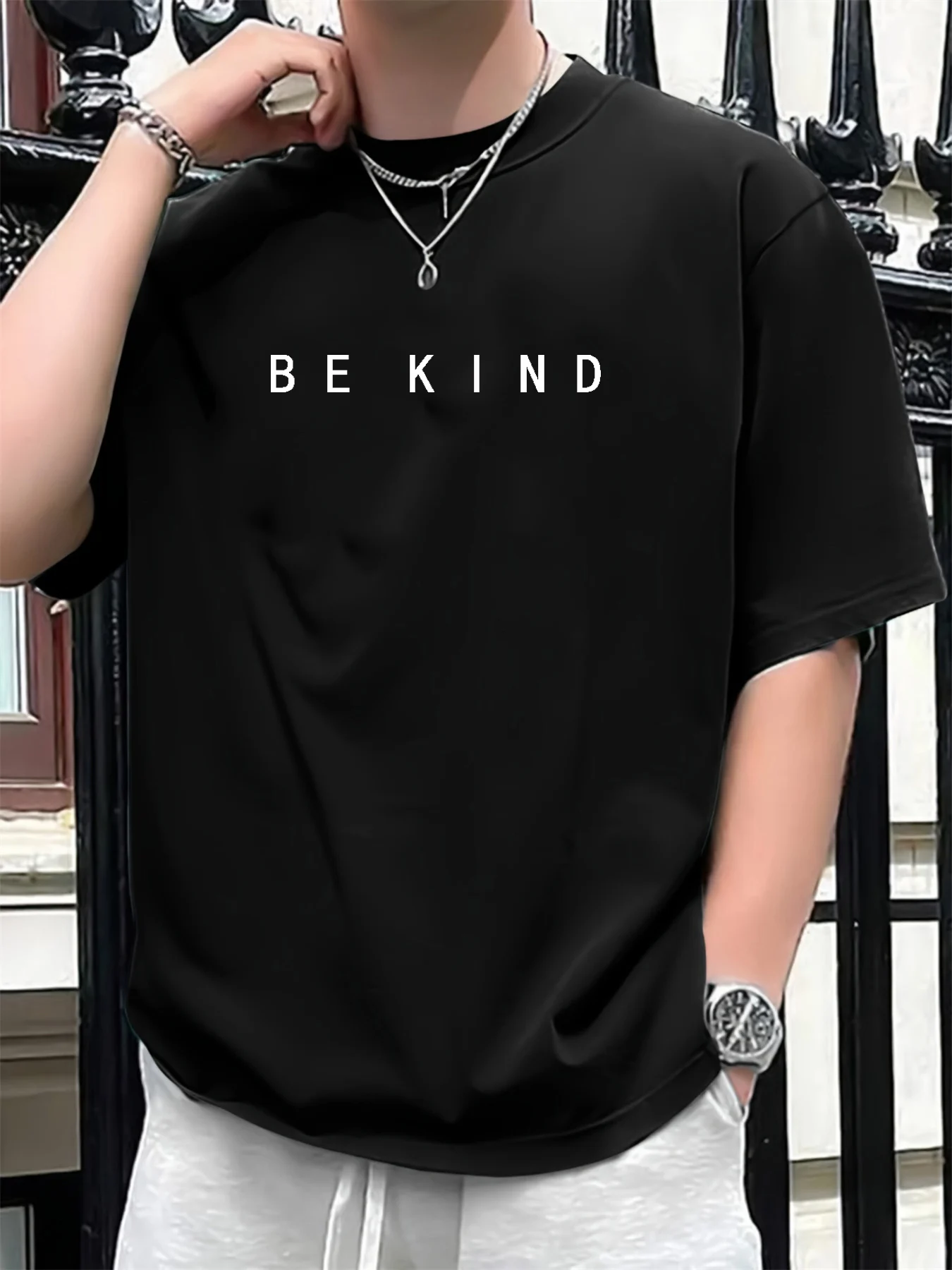 Image of Einfache Männer 100 Baumwolle Sommer Mode lässig lose BE KIND Brief drucken Sport Rundhals Kurzarm T-Shirt Top 2025