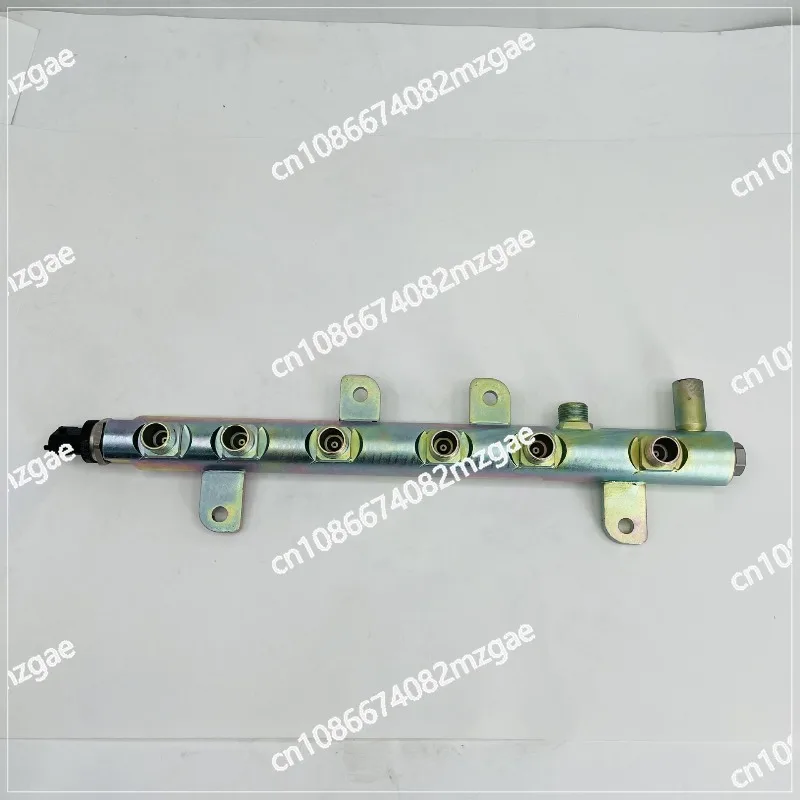 Diesel Engine Parts ISB6.7 QSB6.7 Common Rail 5261123  Diesel Engine Parts fuel manifold 5261123