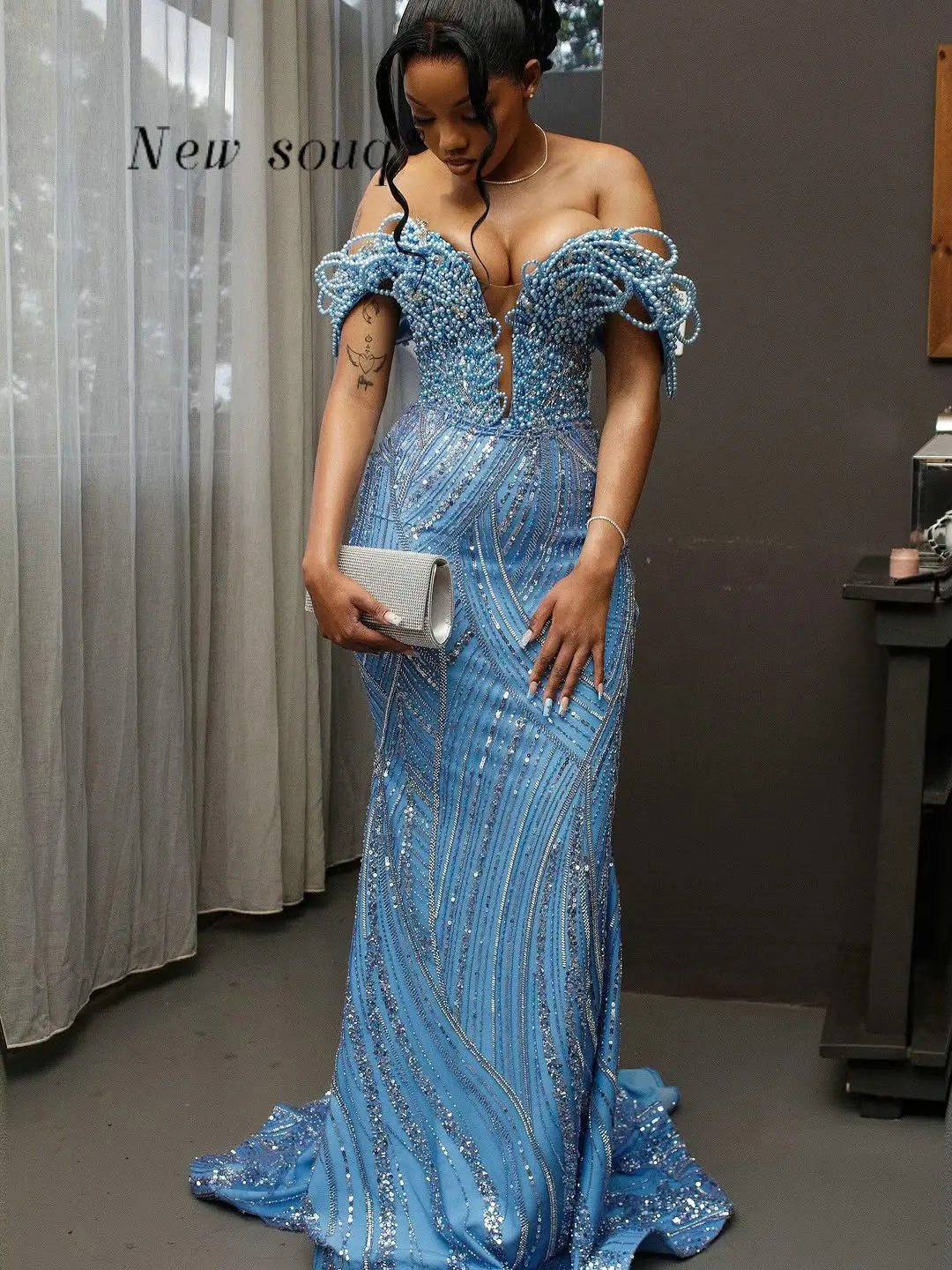 

Aso Ebi Голубые жемчужные платья для выпускного вечера с открытыми плечами для девочек 2026 Индивидуальные сексуальные длинные вечерние платья с глубоким вырезом