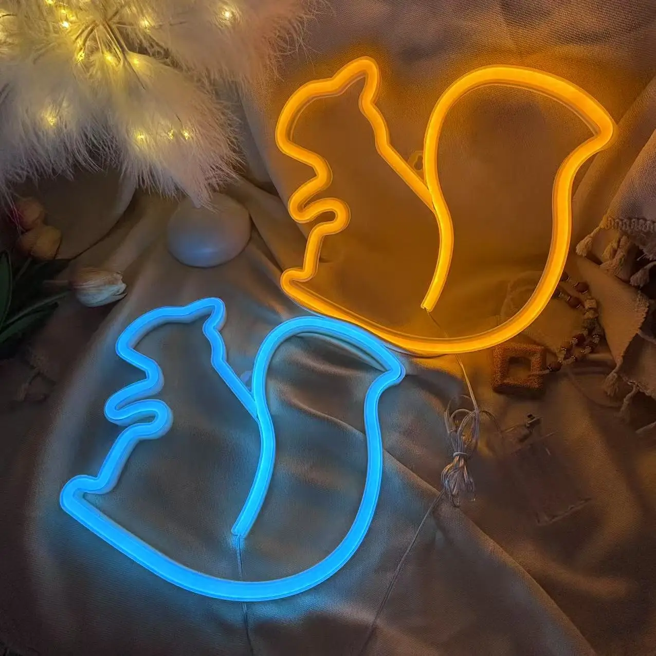 1 Pc, Cute Animal Shape Squirrel Neon Led Logo Halloween Christmas Modern Decoration Art Bedroom Night Light Party Gift Game Room Kidsren's Room USB or Battery Powered (Battery Not Included) Mouse Neon Led Logo Hallowe