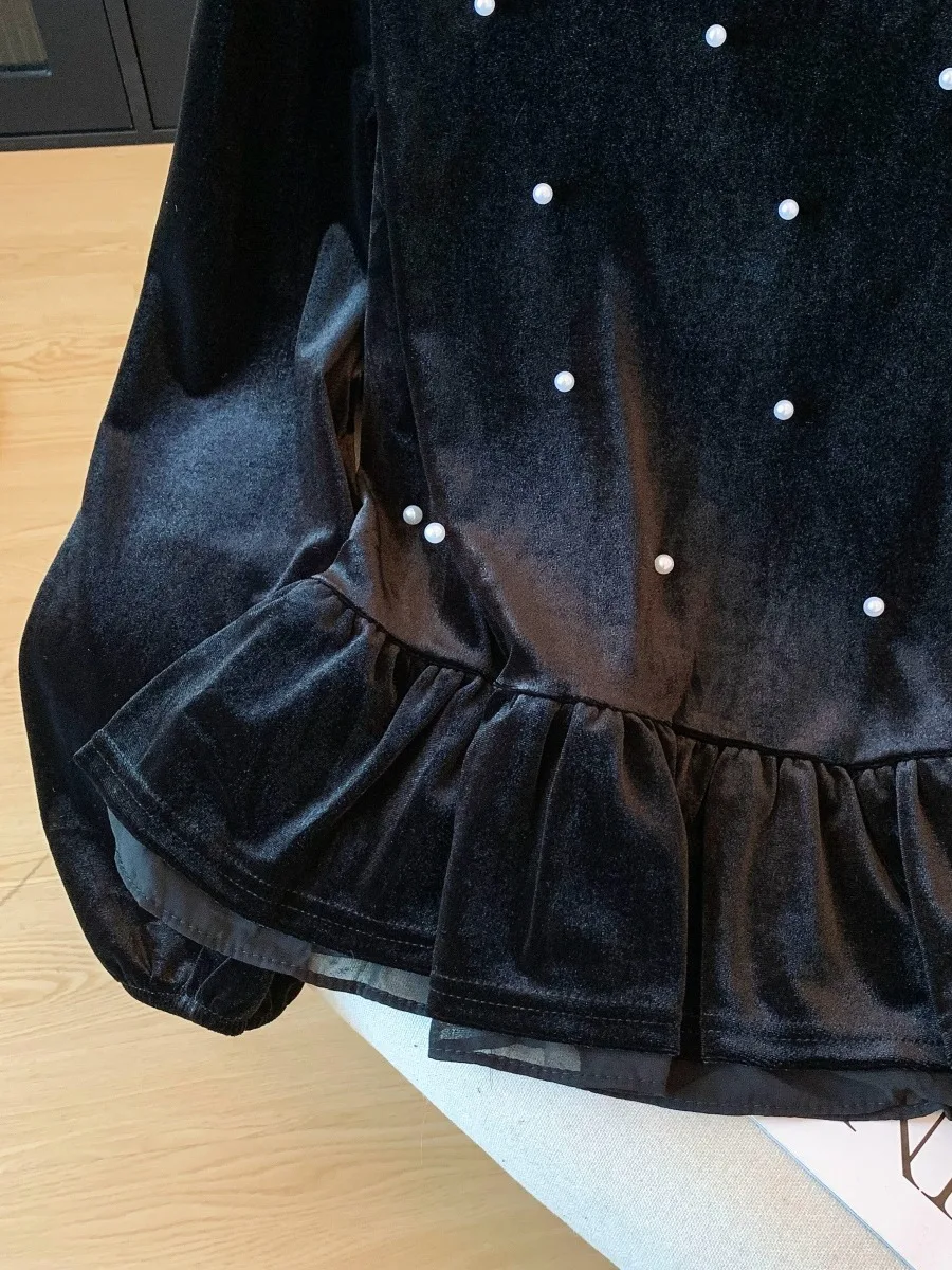 Atasan Wanita Berbahan Beludru dengan Hiasan Berat, Model Self-Kee, Cocok untuk Musim Gugur dan Musim Dingin, Dapat Dipakai Sebagai Dalaman atau Luaran, Motif Bunga di Bagian Bawah