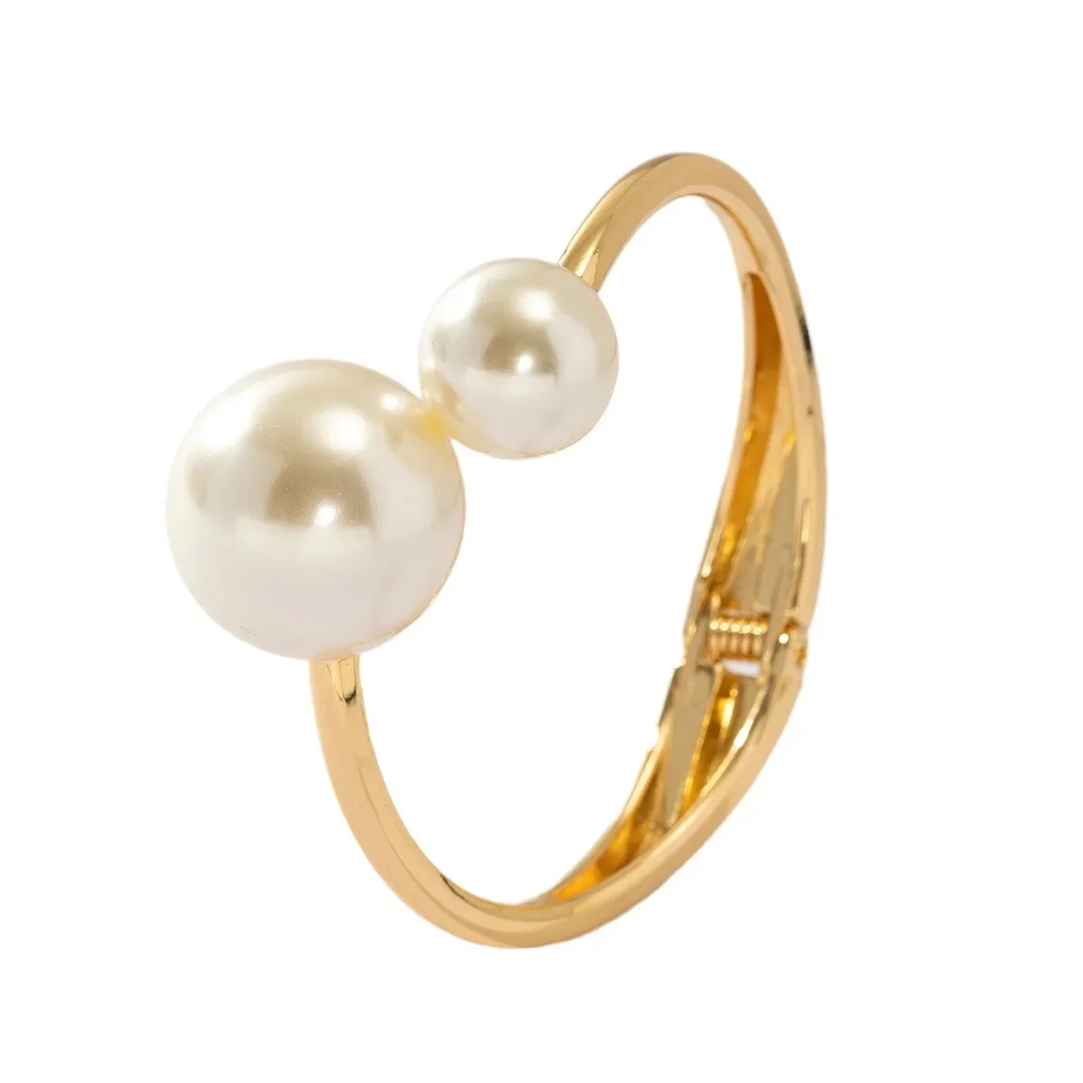 

Extra Large Jewelry Popular Pearl Bracelet Female European American Personality Opening Simple Gold-plated Hot Selling Explosive