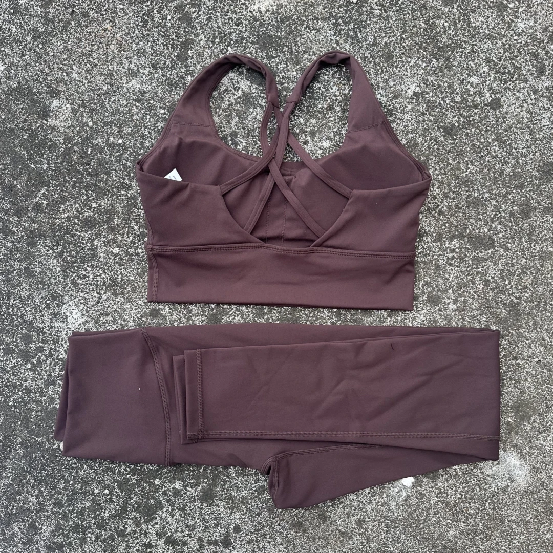 Set da yoga per palestra morbido tinta unita Legging morbido ad alto impatto Reggiseno sportivo incrociato Tuta da donna Tuta da palestra Allenamento completo Atletico