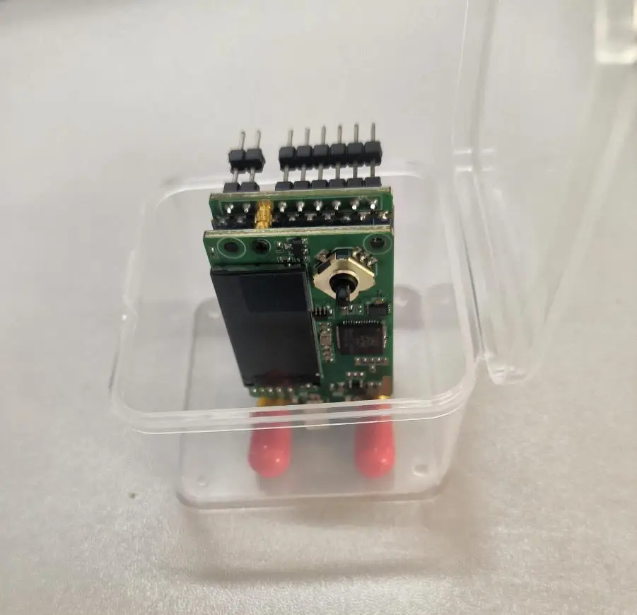 

FPV Diversity Receiver 1.2GHz 1.3GHz VRX Dual Antenna Video Receiver 9CH 1080MHz-1360MHz for Skyzone /Fatshark Drone Goggles