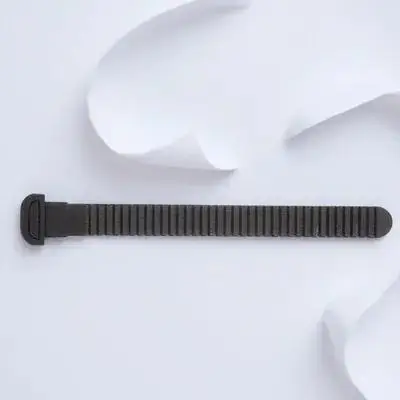 لوازم التزلج الدوارة المتينة قطعة واحدة من حزام بإبزيم قابل للتعديل لأحذية التزلج، ملحقات تثبيت السلامة البديلة المضمنة