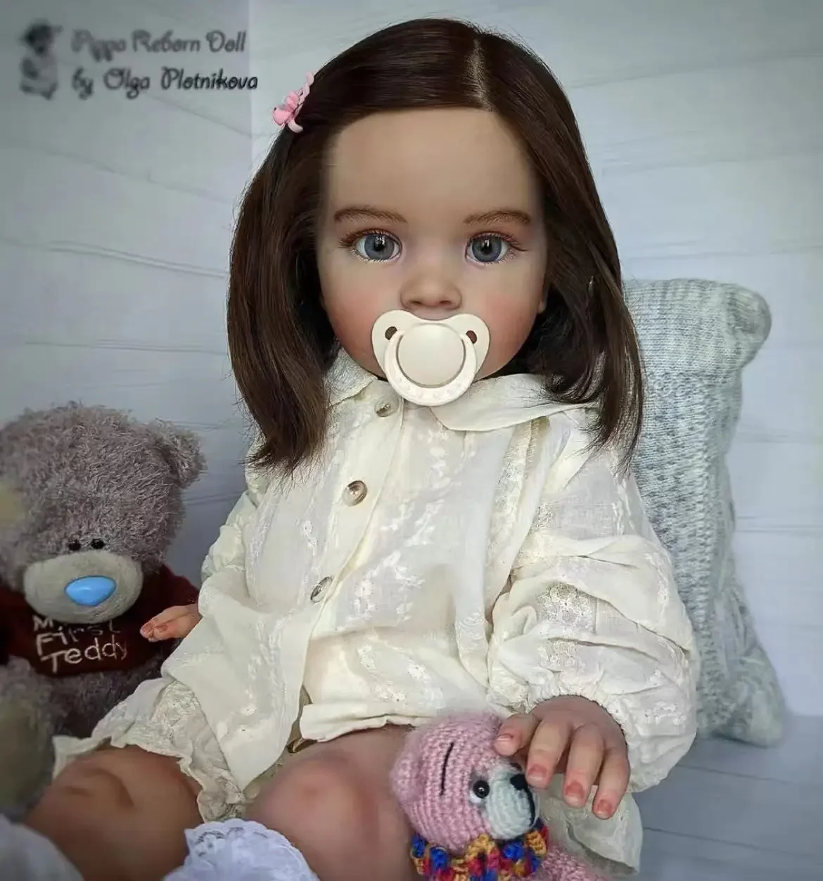 St.Store, suministro limitado personalizado, muñeca Reborn de 26 pulgadas, Pippa, niña enorme, muñeca ya instalada con pelo marrón, vestido diferente