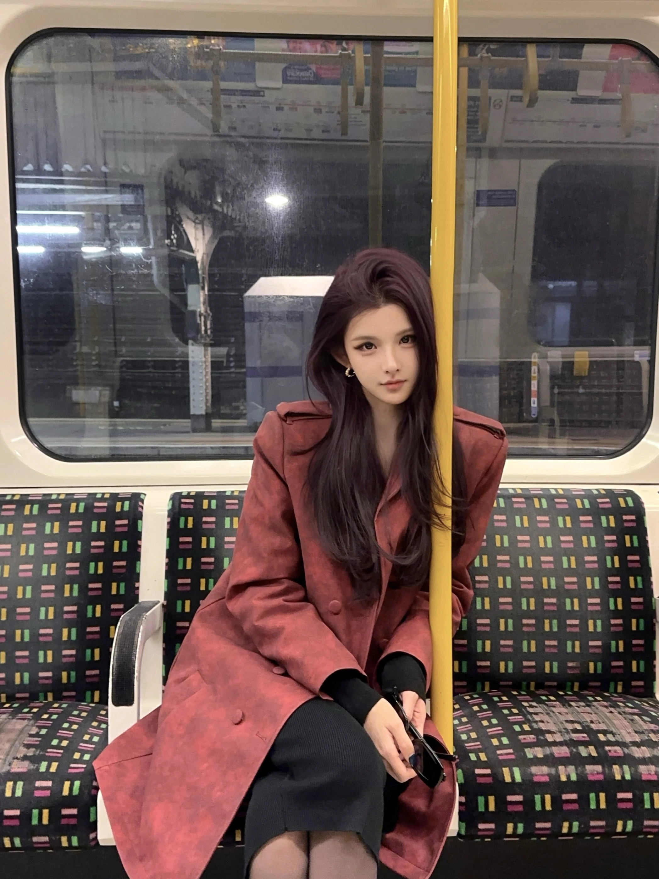 

Xia Yuan, оригинальная современная красная кожаная куртка, верхняя одежда, женская одежда свободного покроя, длинный воротник све, застежка на пуговицы