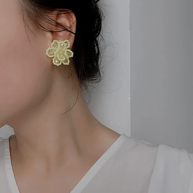 Klein Blue Bead Flower Stud Earrings 2021 Fashion New Handmade Beaded Earrings Dating Vacation Earrings Wholesale