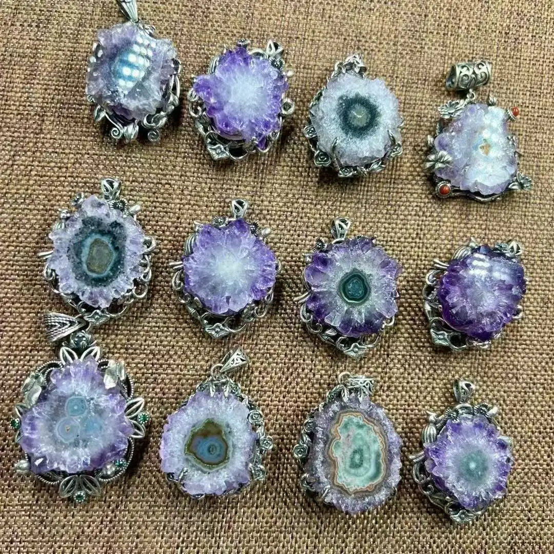 

Unit One Piece 925 Silver Inlay Natural Amethyst Crystal Flower Slice Plate Pendant for Meditation