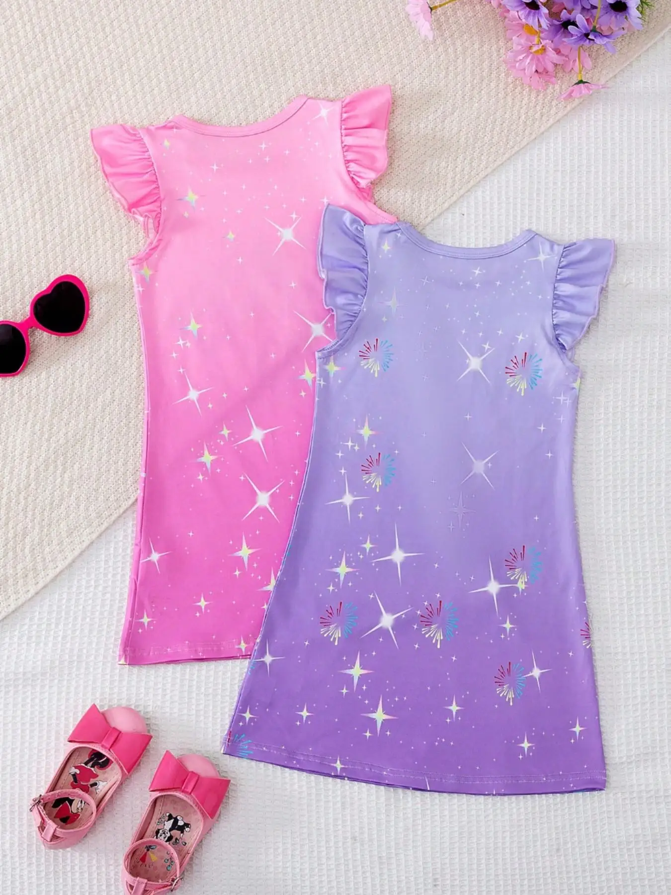 Girls' Casual Dress Set, Pink+Purple with Cartoon Print, Two-Piece Dress with Flutter Sleeves, Comfortable and Stylish, Suitable for Girls Aged 4-12, Versatile Summer Outfit