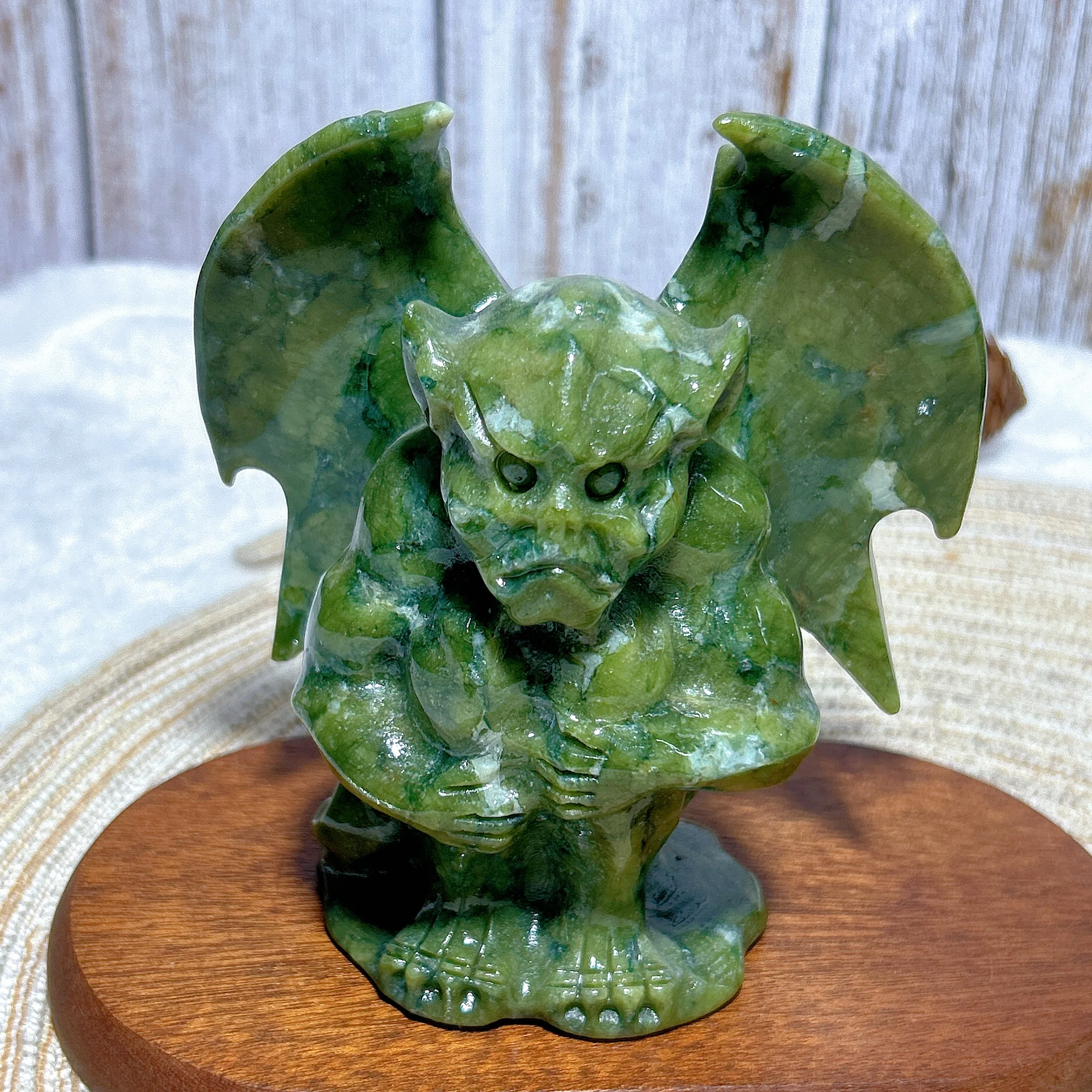 Natural Crystal Green Jasper Devil Monster Hand Carving Gemstones Healing Mineral Energy Stone Reiki Home Decorations Gifts