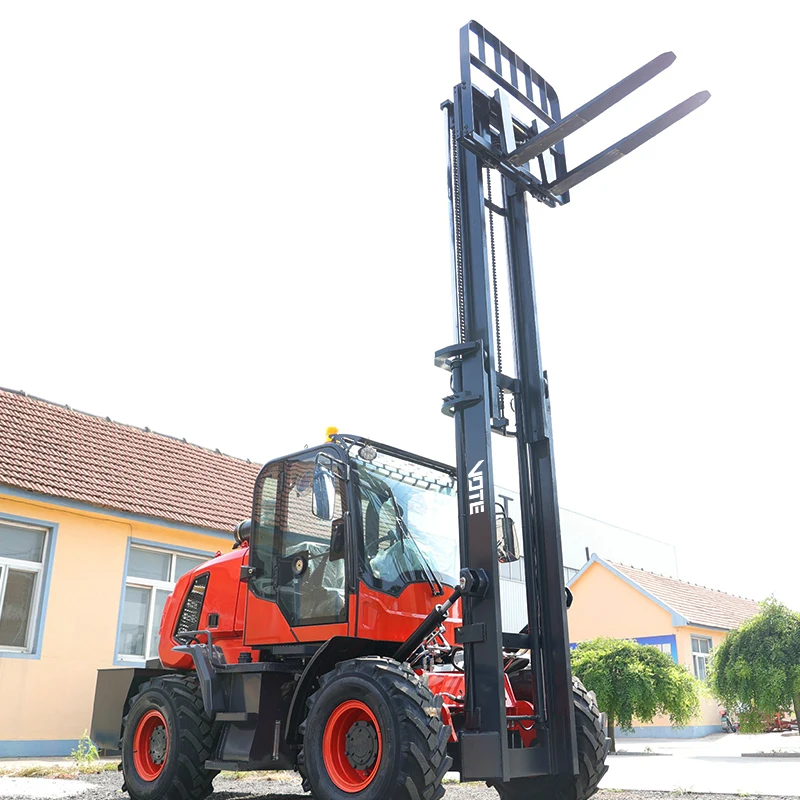 オフロードフォークリフト、3-6トン、4輪駆動、新しいディーゼルエンジン用ラップ、ミニ1トンフォークリフト、ラフストランクフォークリフト、カスタマイズ