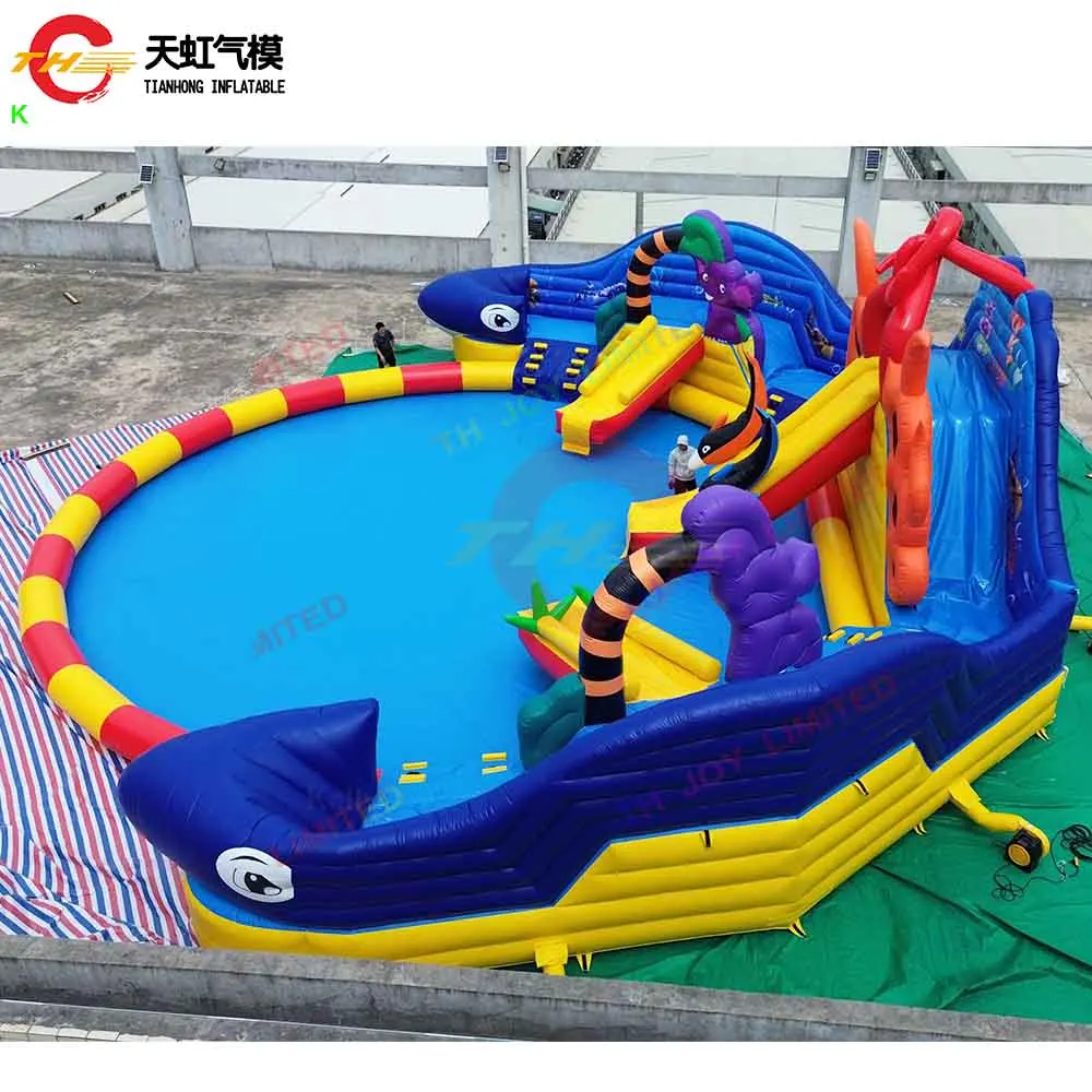 Piscine gonflable géante commerciale, aire de jeux aquatique, thème requin, monde de mer, parc d'attractions aquatique gonflable avec piscine
