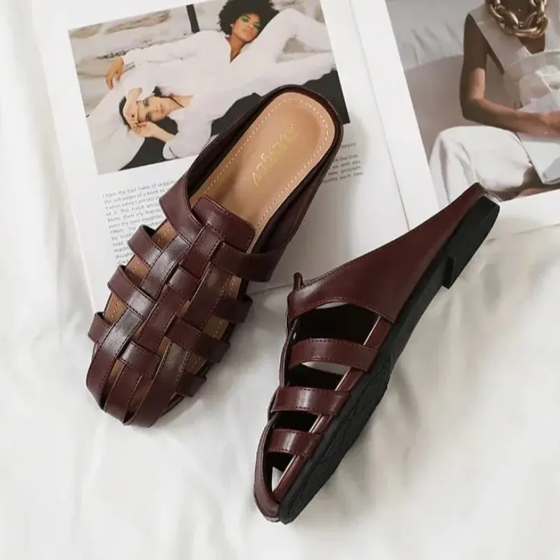 Luxury Women's Slippers Summer Sandals Hollow-out Round Toe Flat Shoes for Women Comfort Slip on Fashion Slippers Pantuflas 