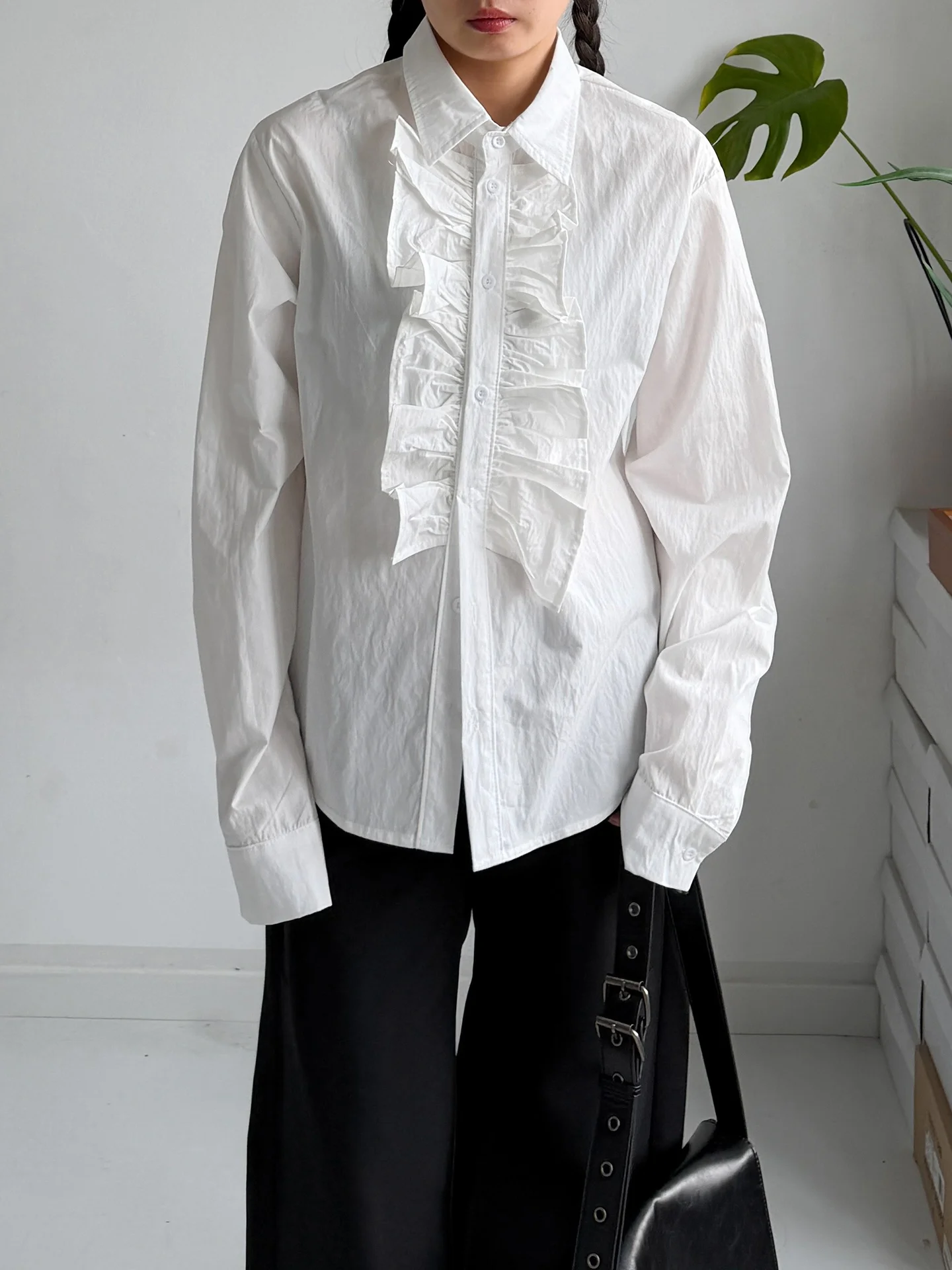 

Casual Loose Style Shirt Men Women Summer Spring Autumn Winter Long Sleeve White Floral Lace Trim Oversized Layering Shirt