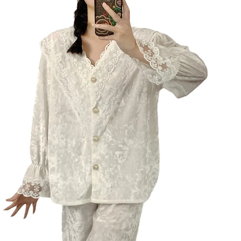 Женская пижама с V-образным вырезом, кружевной пижамный комплект с вышивкой и длинным рукавом, Элегантные корейские золотистые бархатные пижамы Home Fury, весна-осень