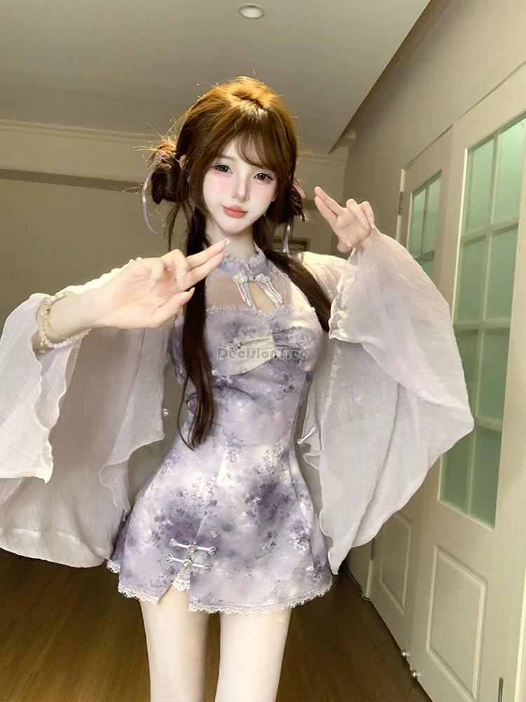 2025-nouveau-style-de-mode-retro-chinois-dentelle-evider-design-cheongsam-ete-nouveau-sexy-hanche-abracando-court-minceur-imprime-qipao