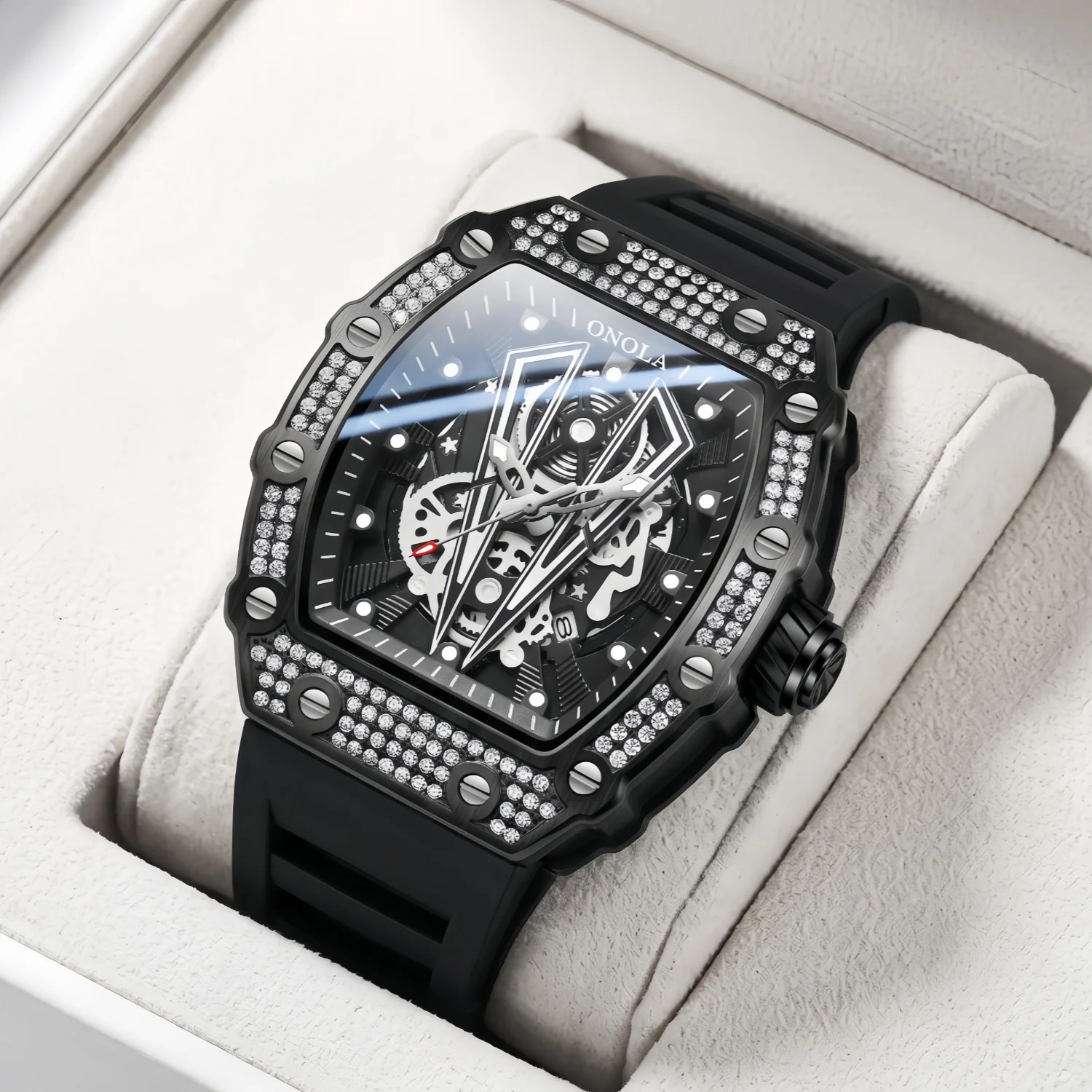 ONOLA New Diamond Fashion Man Watch Top Luxury Man Quartz Watches Sports Waterproof Men Wristwatch Clock