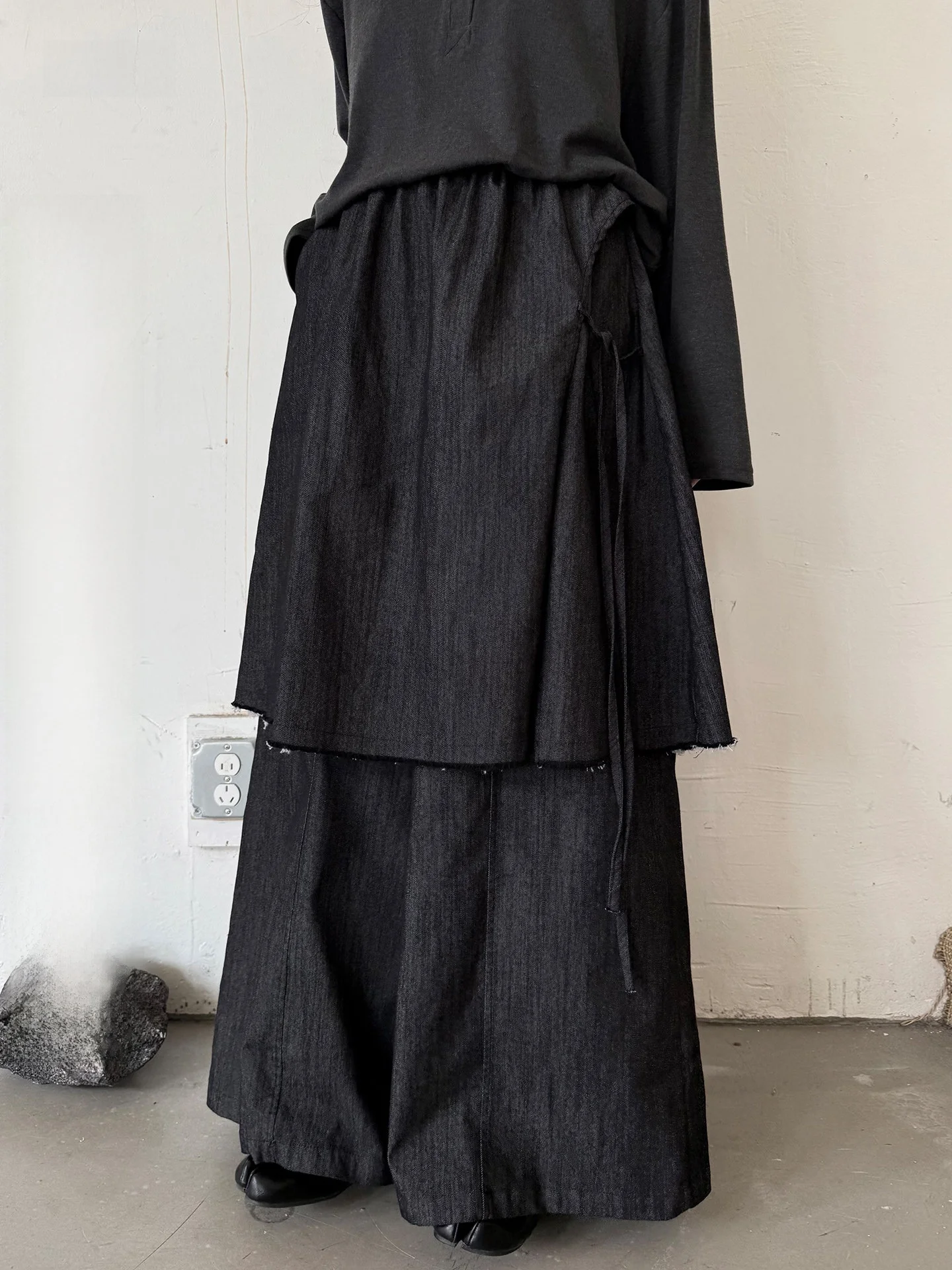 Casual Black Denim Skirt Pants Women's Loose Fit Spring Season Natural Waist Design Side Tie Belted Fake Two-Piece Jeans