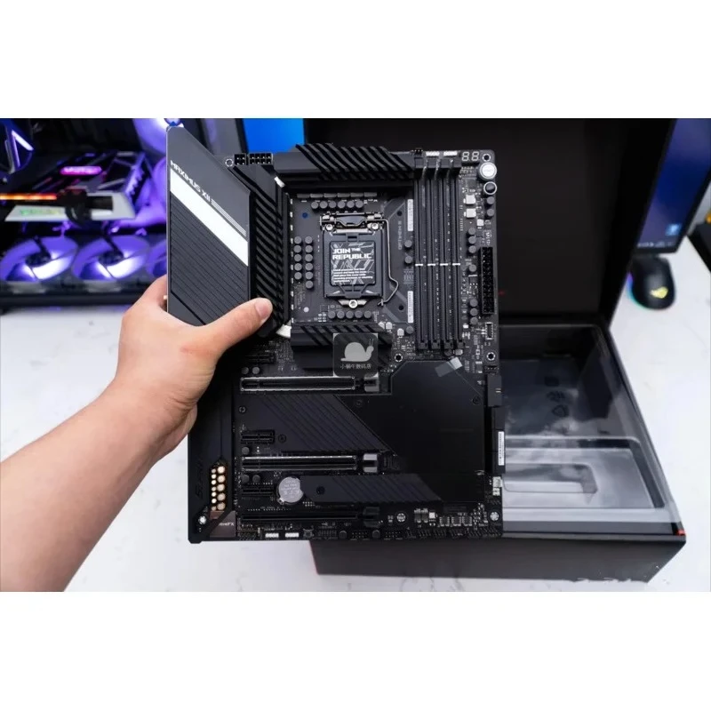 محاصر لمشغل ASUS ROG MAXIMI XII HERO (WI-FI) Country ROG يدعم 11900KF