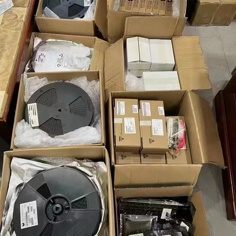 MT29F4G08ABAFAWP-IT:F MT29F4G08ABADAWP:D MT29F4G08ABAEAWP-IT:E MT29F4G08ABADAH4:D MT29F4G08ABADAWP-IT:D En stock 48 horas barco