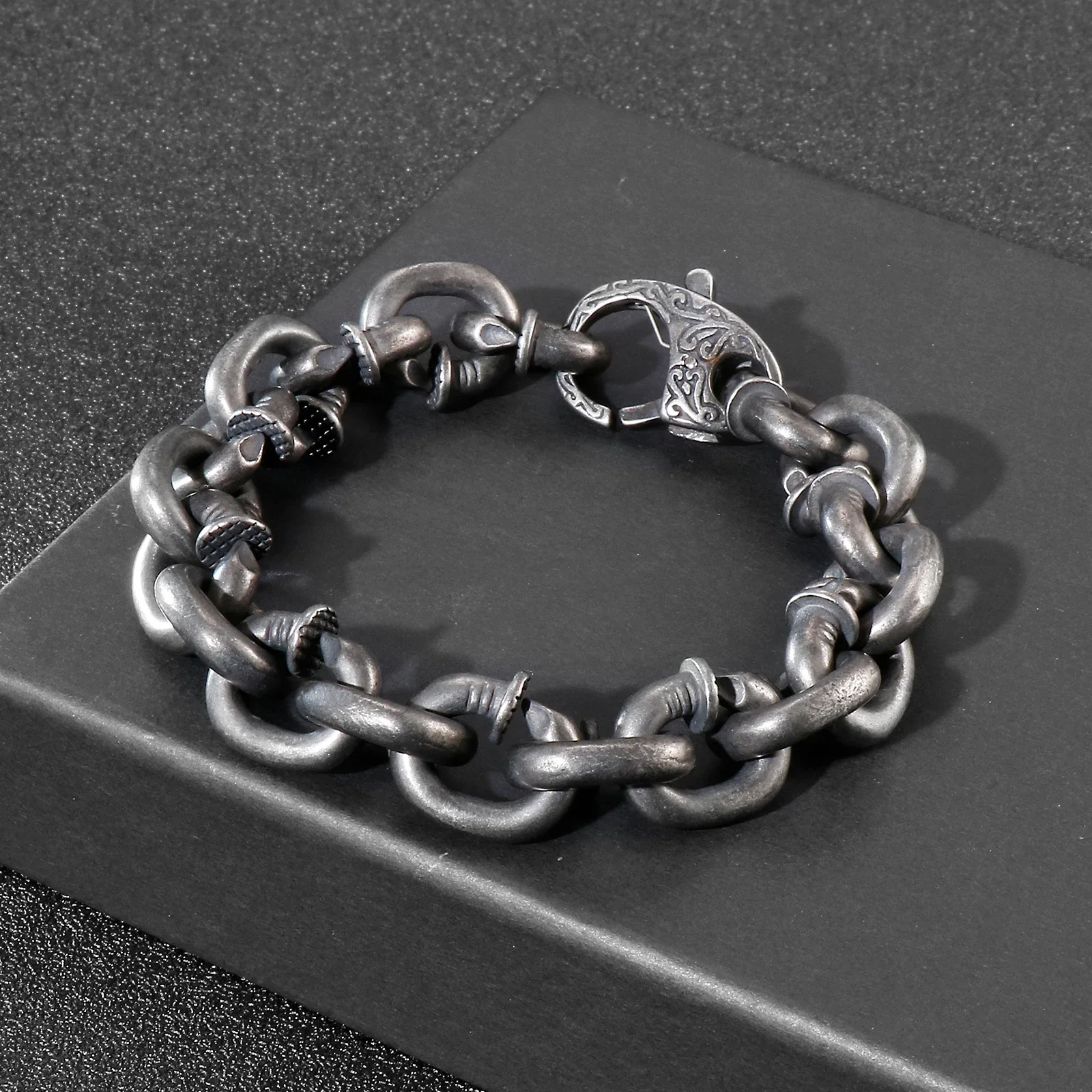 

Vintage Stainless Steel Link Chain Bracelet For Men Fashion Oxidized Black Punk Cuff Jewelry Gift