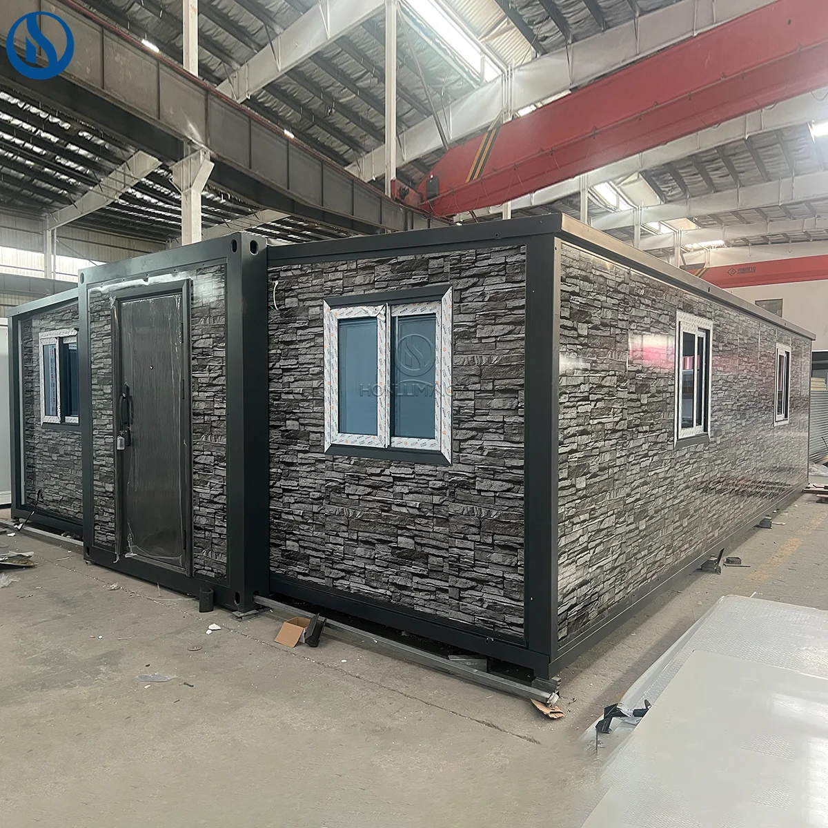 Complete Prefabricated Modern Expandable Container House Prefab Light Steel Foldable Home