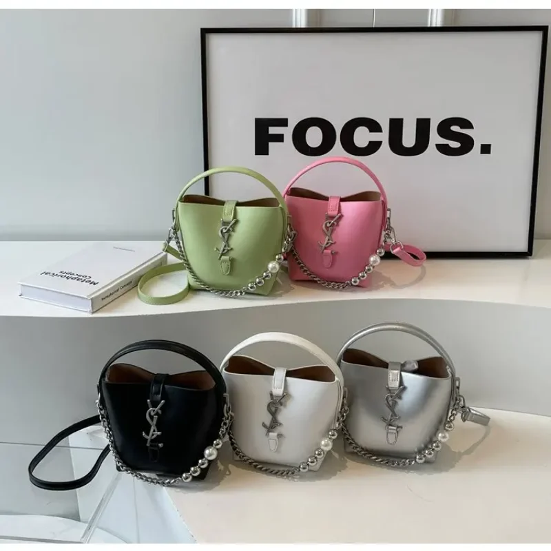 

2025 New Trendy Oversized Crossbody Bag - Spacious Pillow Purse for Women, Fashionable Shoulder Bag, Unique Street Style