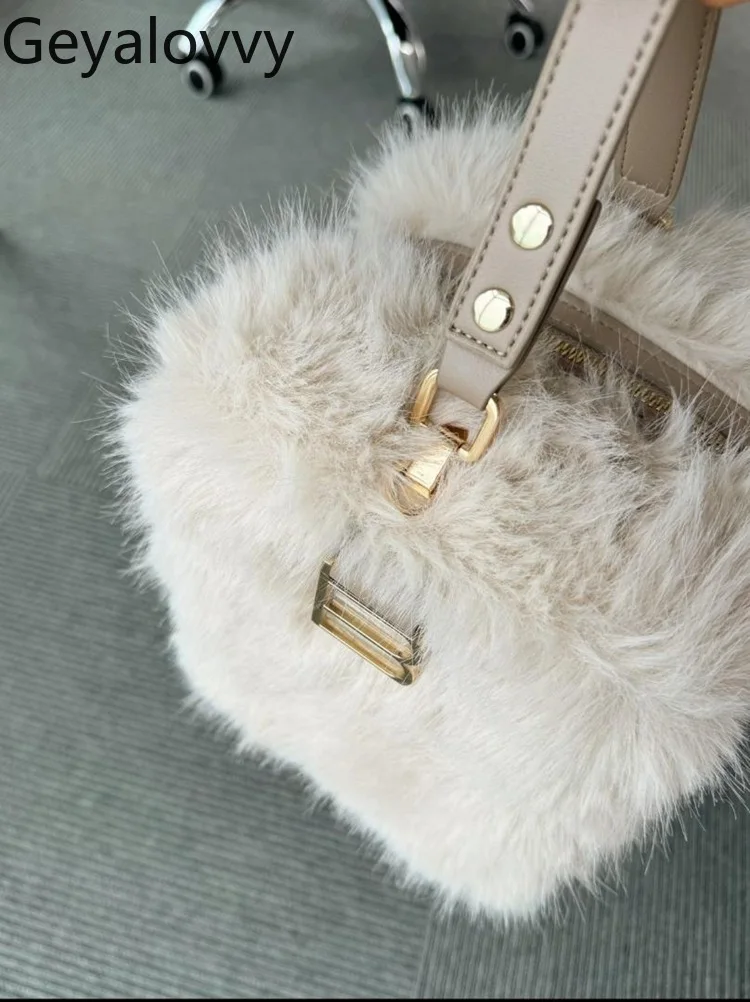 Japanese Style Multi-purpose Women's Plush Handbag Crossbody Bag Autumn Winter Sweet Cute Girls Square 3D Fur Makeup Bags Box