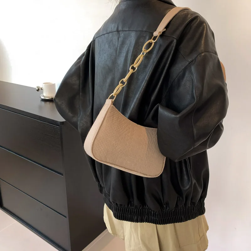 Felt Mini Shoulder Bag Women Underarm Bags Solid Color Casual Handbags with Chain Shoulder Female Pouch Light Weigh Bag