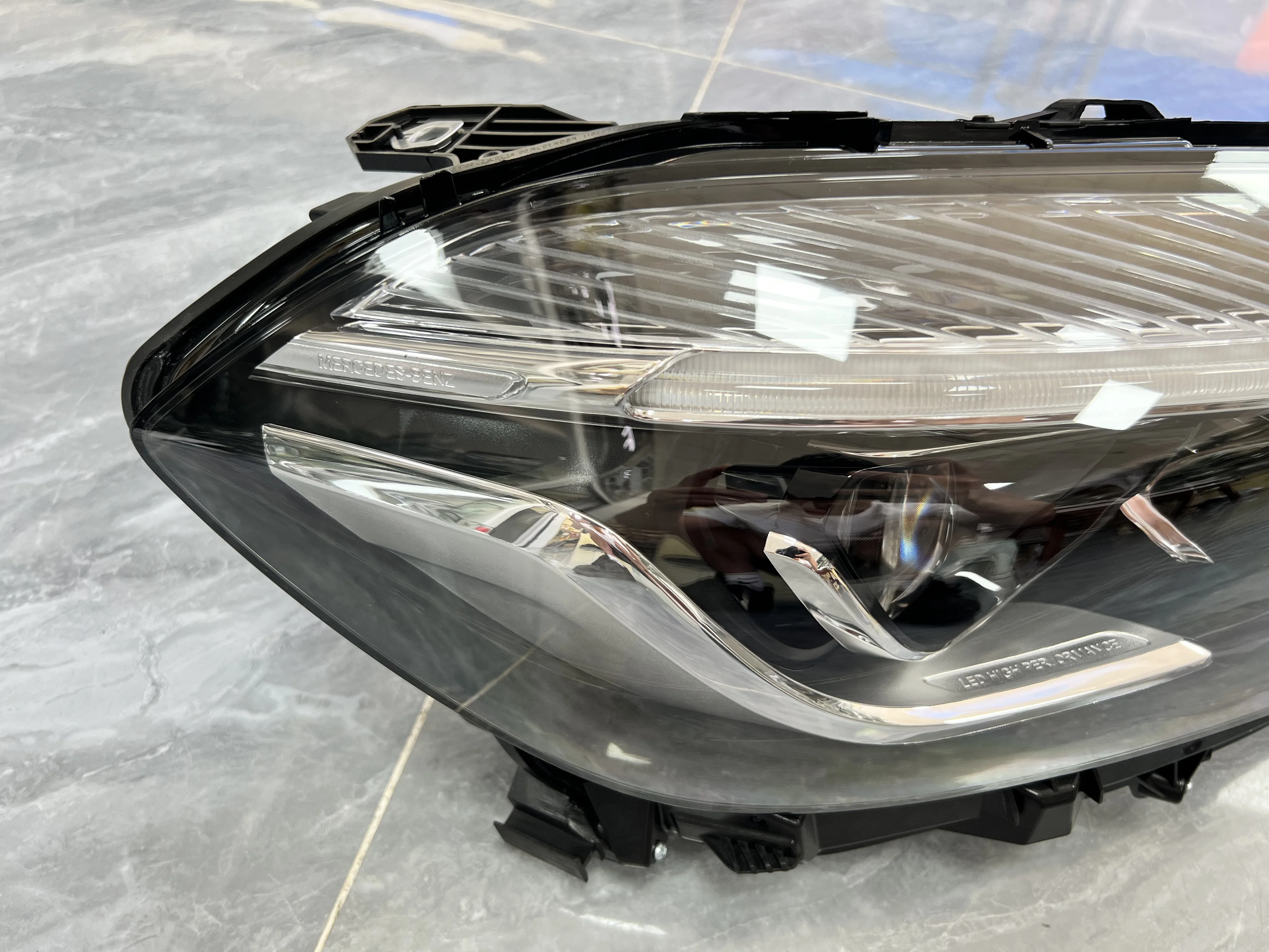 Applicable to the 2016 Model Mercedes-Benz A-Class W176 LED Headlamp Assembly Original