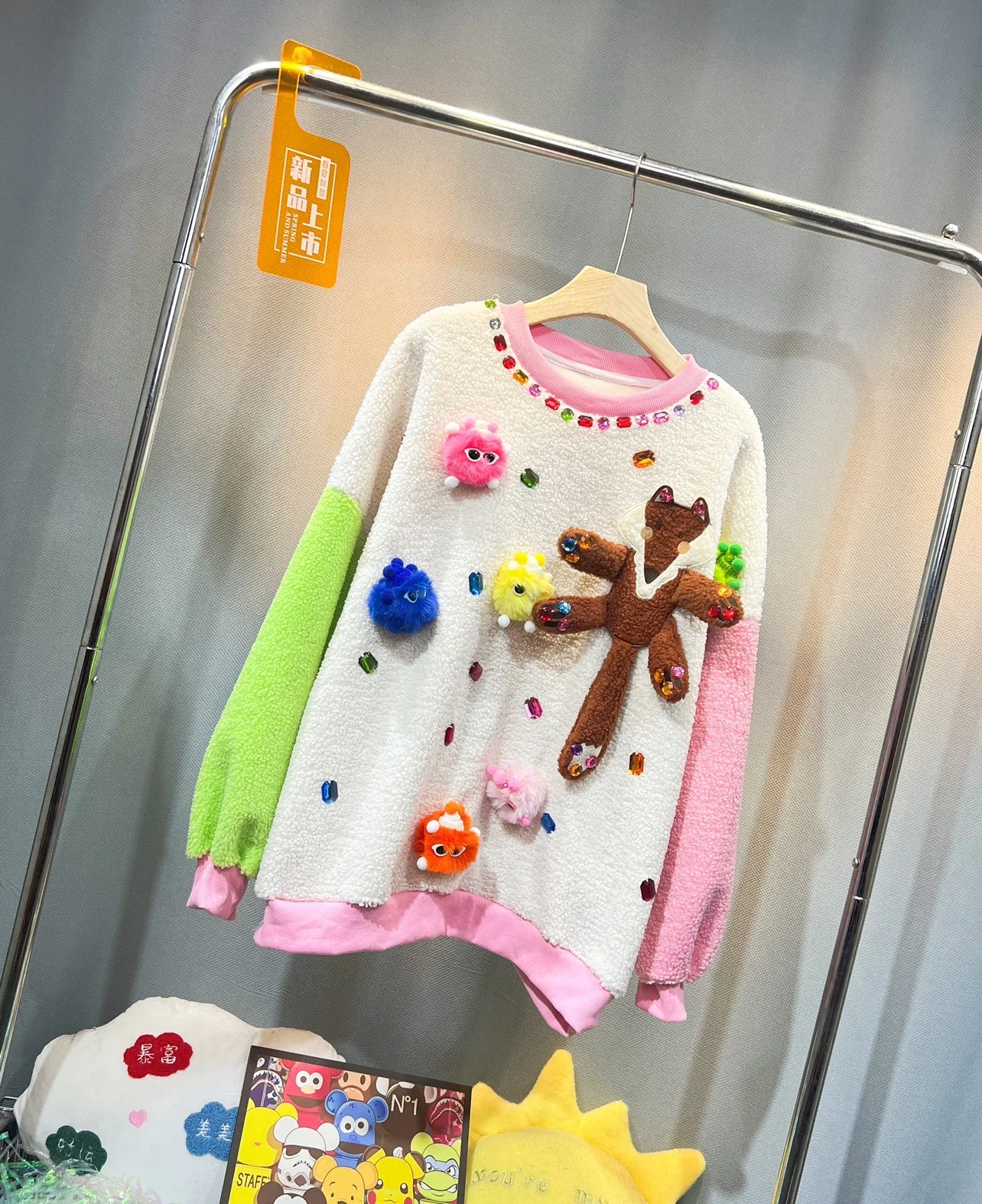 Cartoon Lambswool Padded Fleece Sweatshirts Women 2023 Winter New Rhinestone Loose Multicolor Fashion Brand 3D Decorative Top