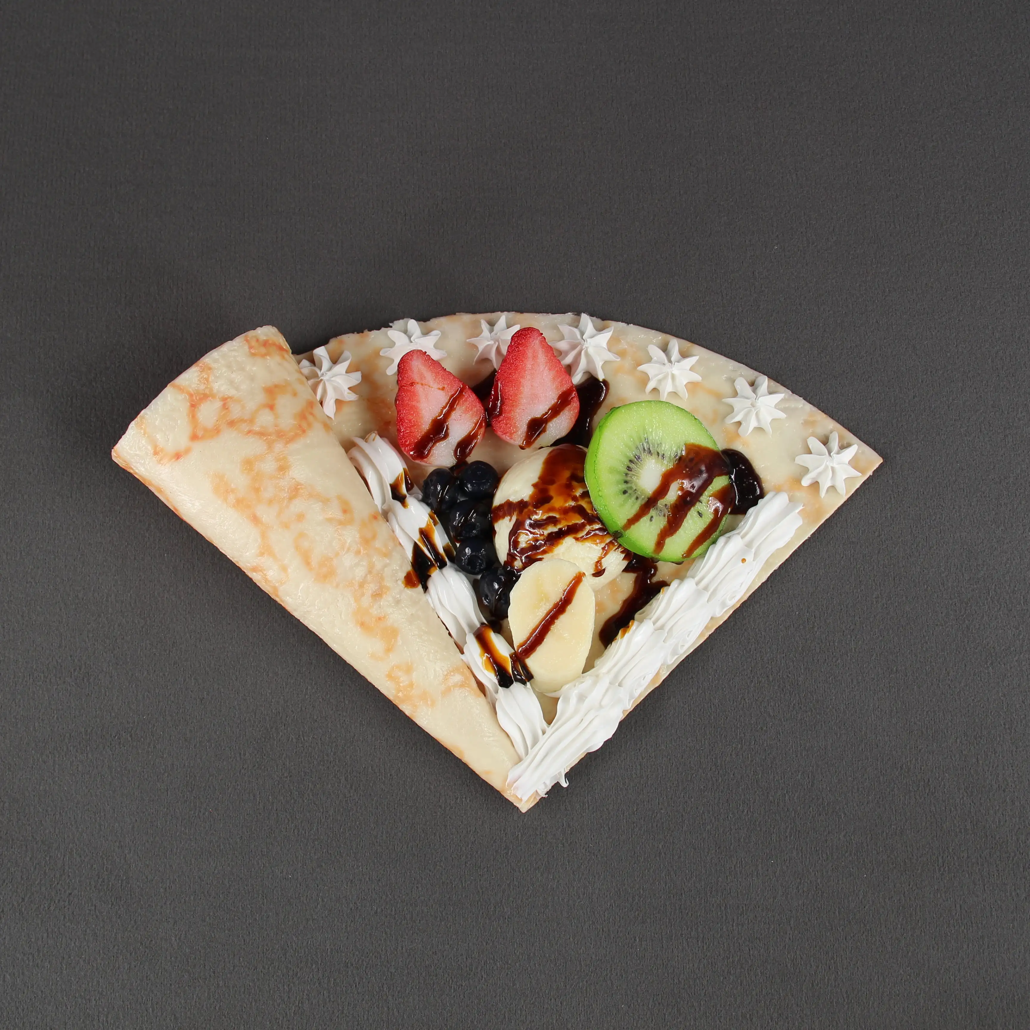 Exhibición realista de crepé dulce de Chocolate y fruta falsa para sesión de fotos, muestra de comida, decoración de Hotel, accesorios de fotografía, tamaño 1:1