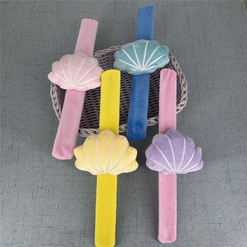

4Colors , 7*5CM Little Shell Stuffed Plush Toy , Wrist Belt Bracelet Toy Plush Stuffed Toy Doll