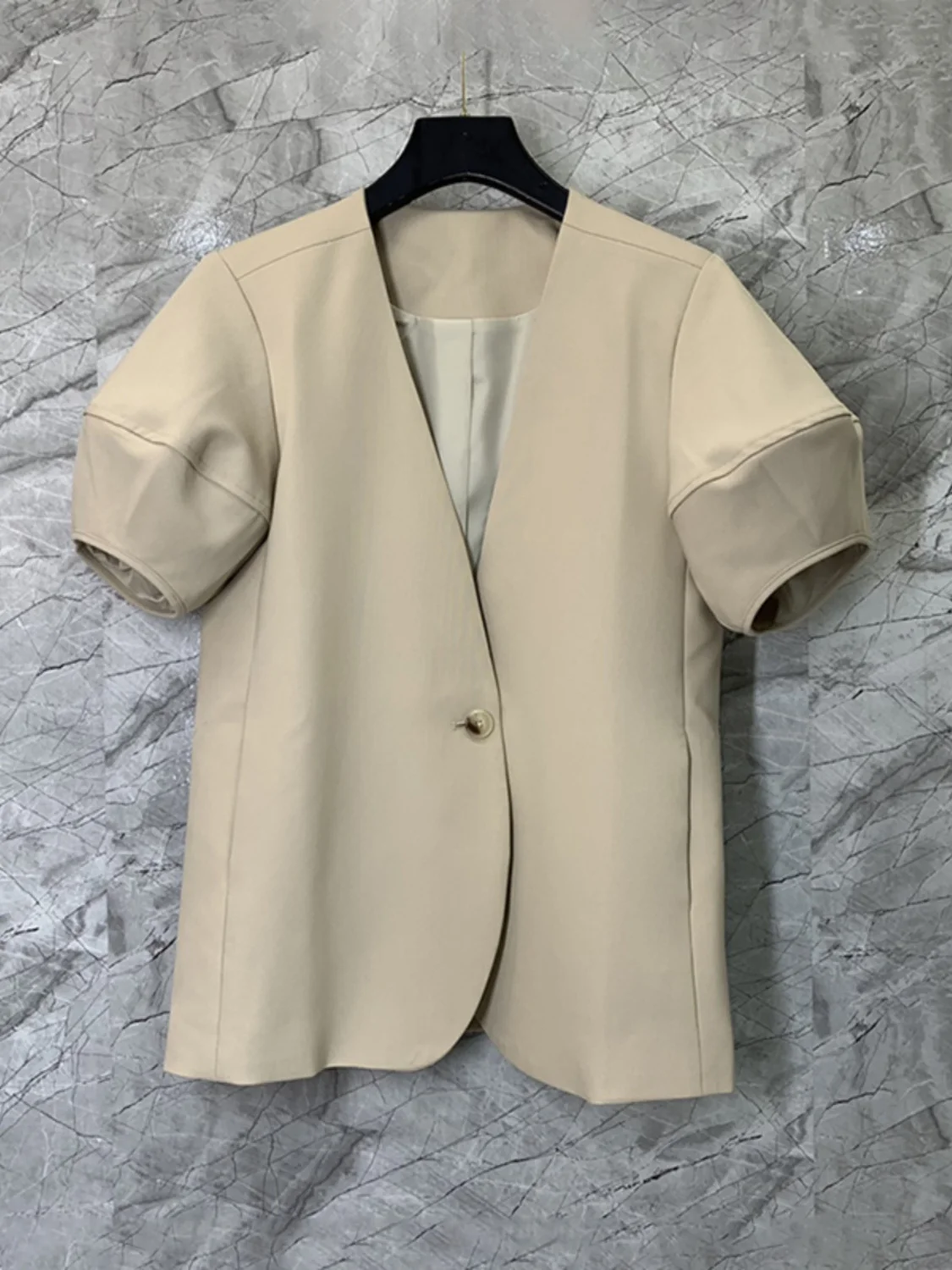 Spring And Summer Solid Color Versatile Design, One Button Bubble Sleeves, V-neck Suit Jacket For Women 2024
