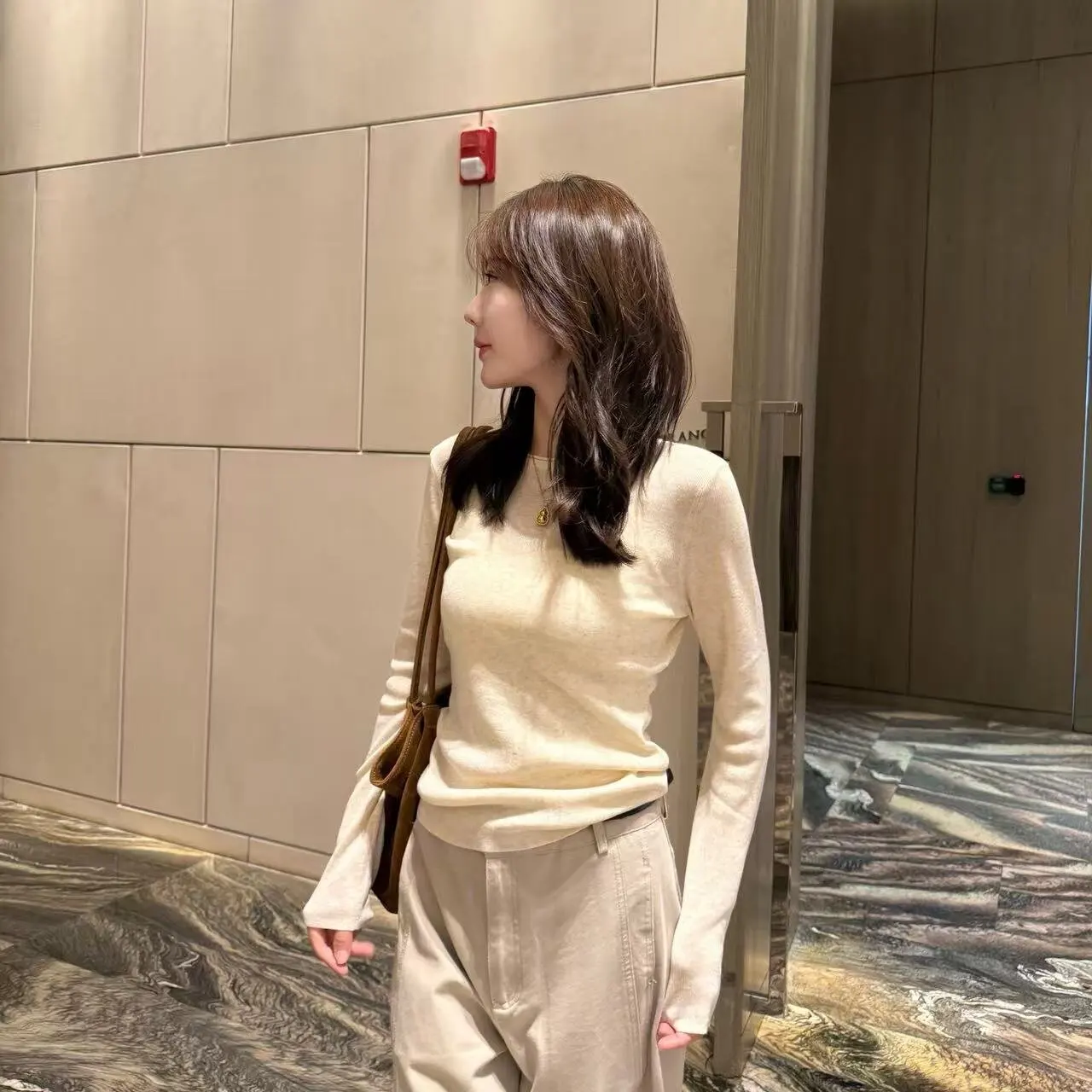 

Gagarich модный женский пуловер 2022, осень-зима, новый вязаный базовый свитер, утягивающий топ с круглым вырезом, одежда