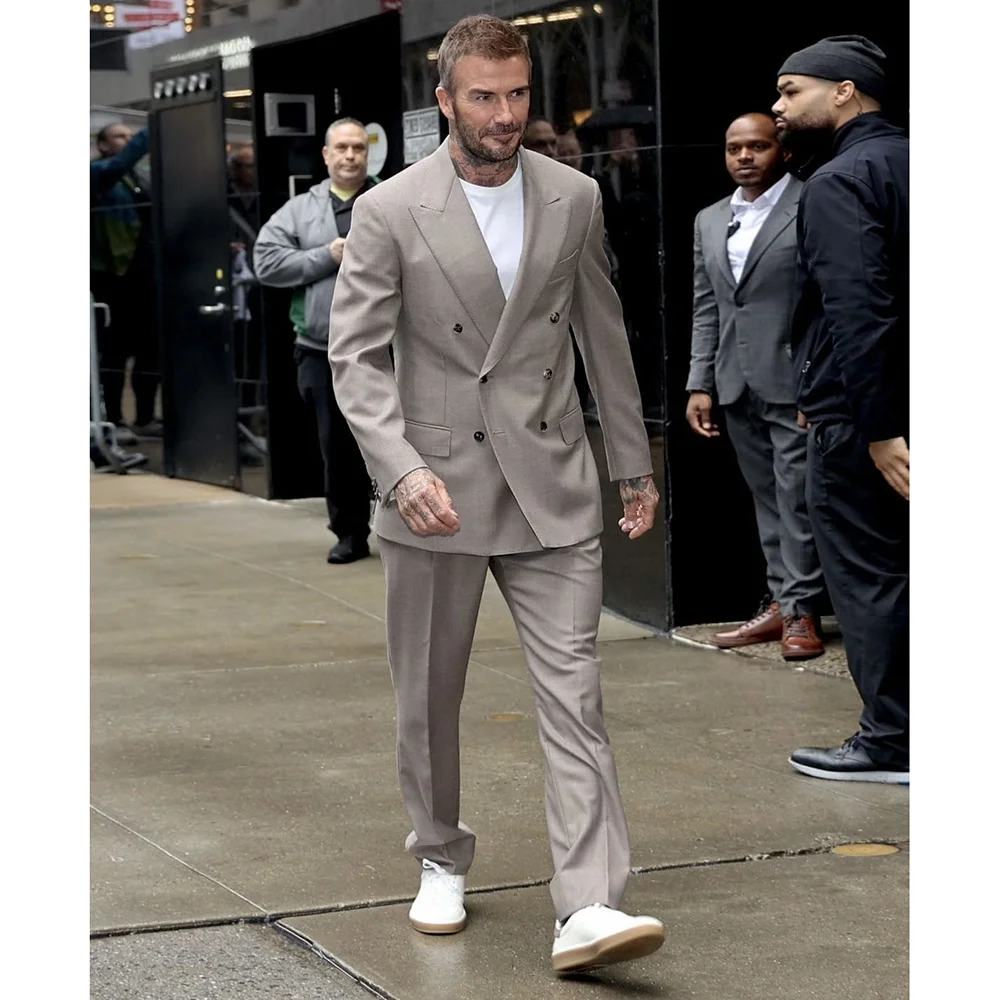 

Customized Casual Classic Style Double-breasted Men Suit 2 Pieces Jacket Pants Formal Wear Couture Suits