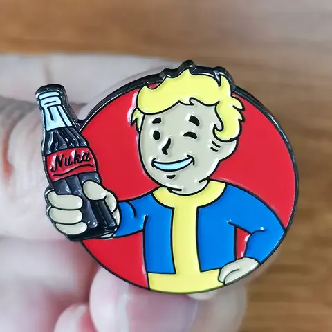 Vault Boy bottoms up Brooch soda bottle Enamel Pin great wasteland cruiser addition Mans jewelry