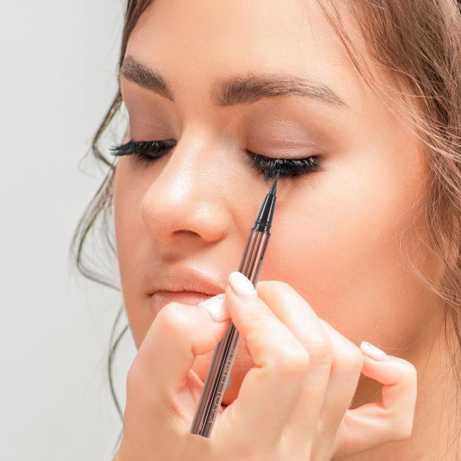 Wodoodporny eyeliner w pisaku, szybkoschnący, odporny na rozmazywanie, kosmetyk do makijażu oczu dla kobiet, kredka do oczu, kosmetyk do makijażu dla kobiet.