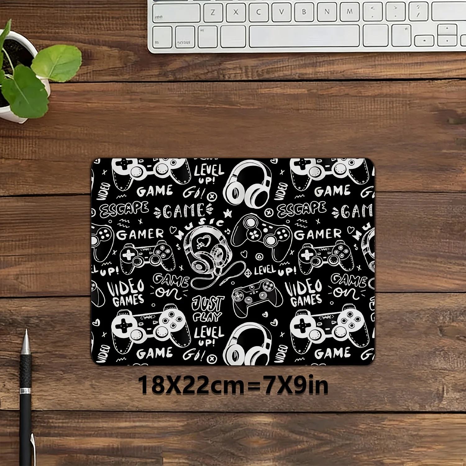 CIFBUY Medium Gaming Mouse Pad Anime Graffiti Black White PC Keyboard Desk Mat HD Print Non-Slip Rubber Base Home Office Decor