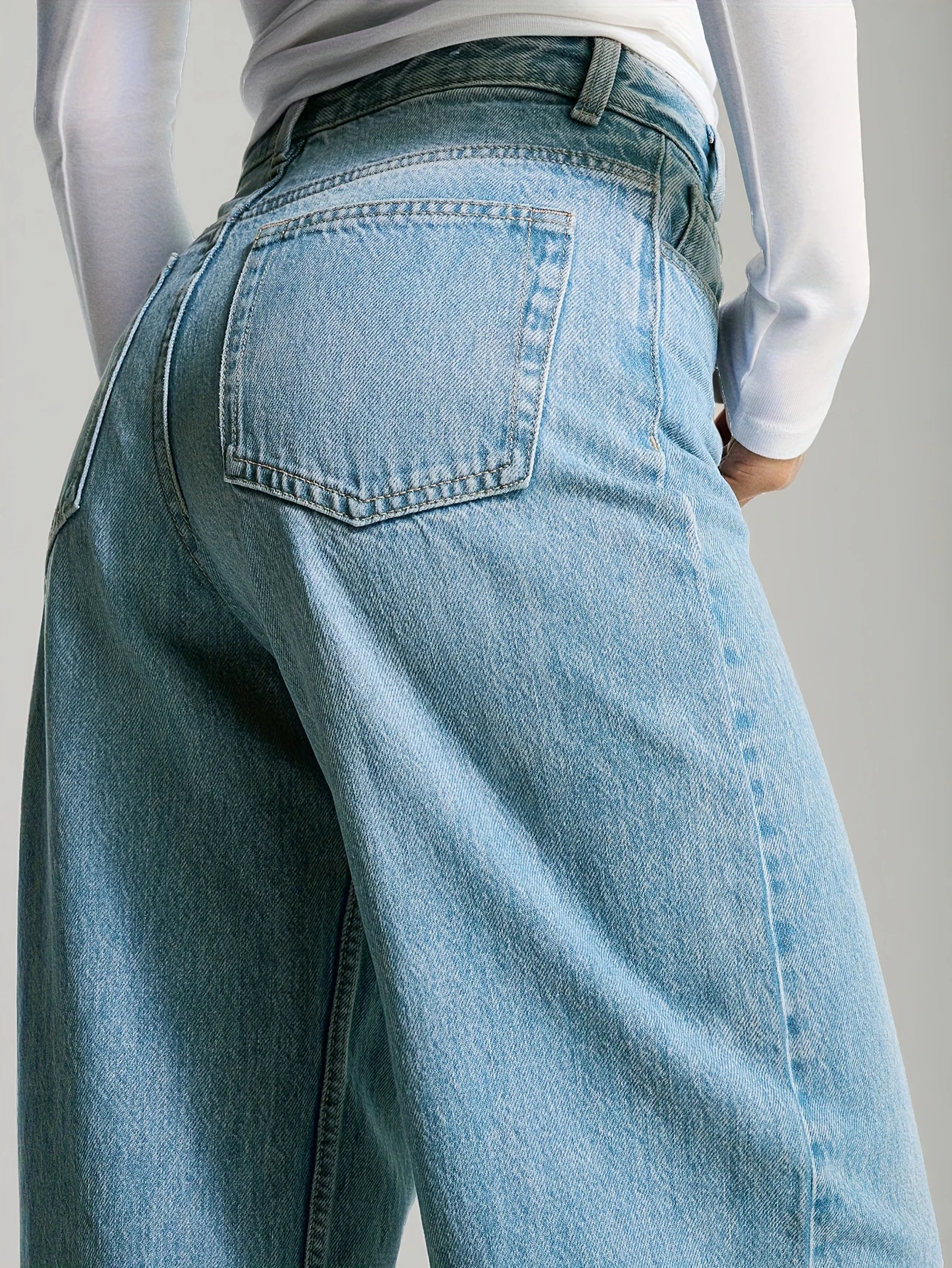 Hellblaue Y2K-Jeans mit weitem Bein für Damen – niedrige Taille, lockere Passform – weicher und bequemer, nicht dehnbarer Denim-Stoff – lässiger Street-Style