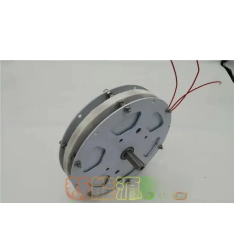 

300 Вт небольшой, низкоскоростной и низкий сопротивление, дисковый генератор постоянных магнитов без железного сердечника, высокая эффективность, энергия ветра,