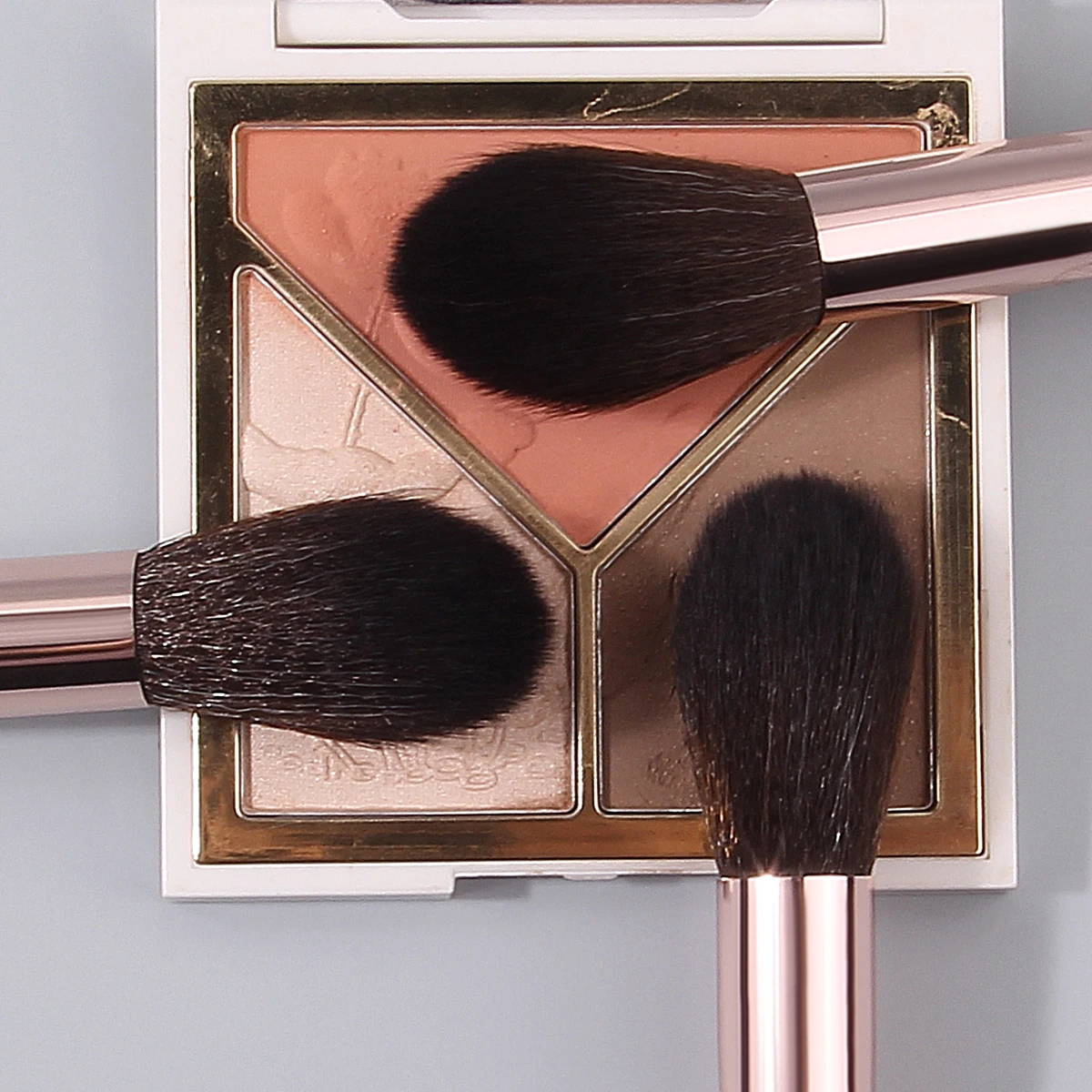 3pcs soft blush brush, loose brush, setting brush, contouring brush, multi-purpose facial makeup brush, beauty and slimming tool