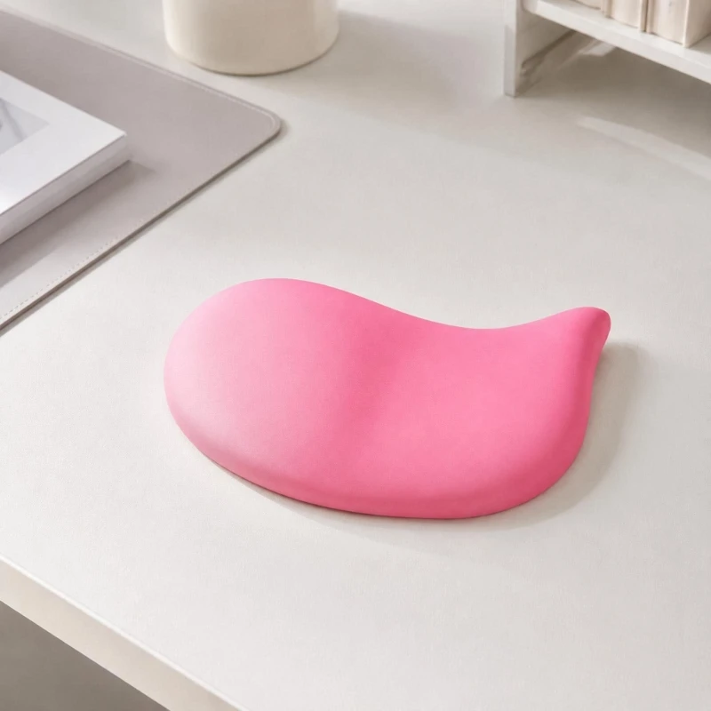 Soft Silicone Mouse Wrist Support with a Contoured and a Softer Contact Point Alongside Regular Mouse Movement