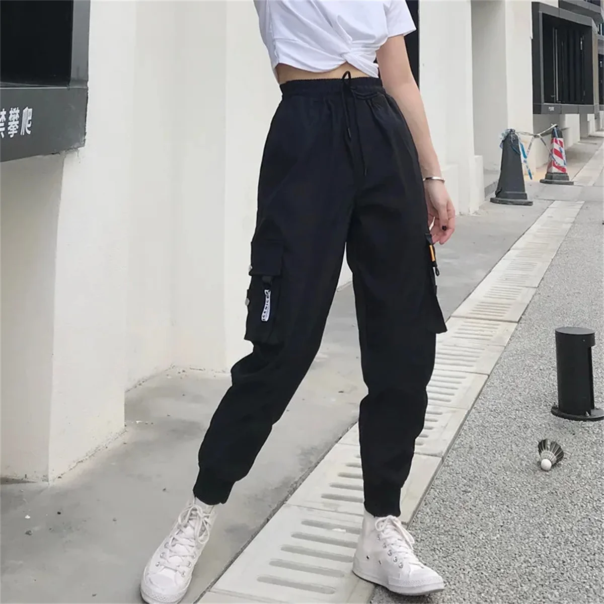 

Hot Big Pockets Cargo Pants Women High Waist Loose Streetwear Baggy Tactical Trouser Fashion Hip Hop Joggers Trousers Female
