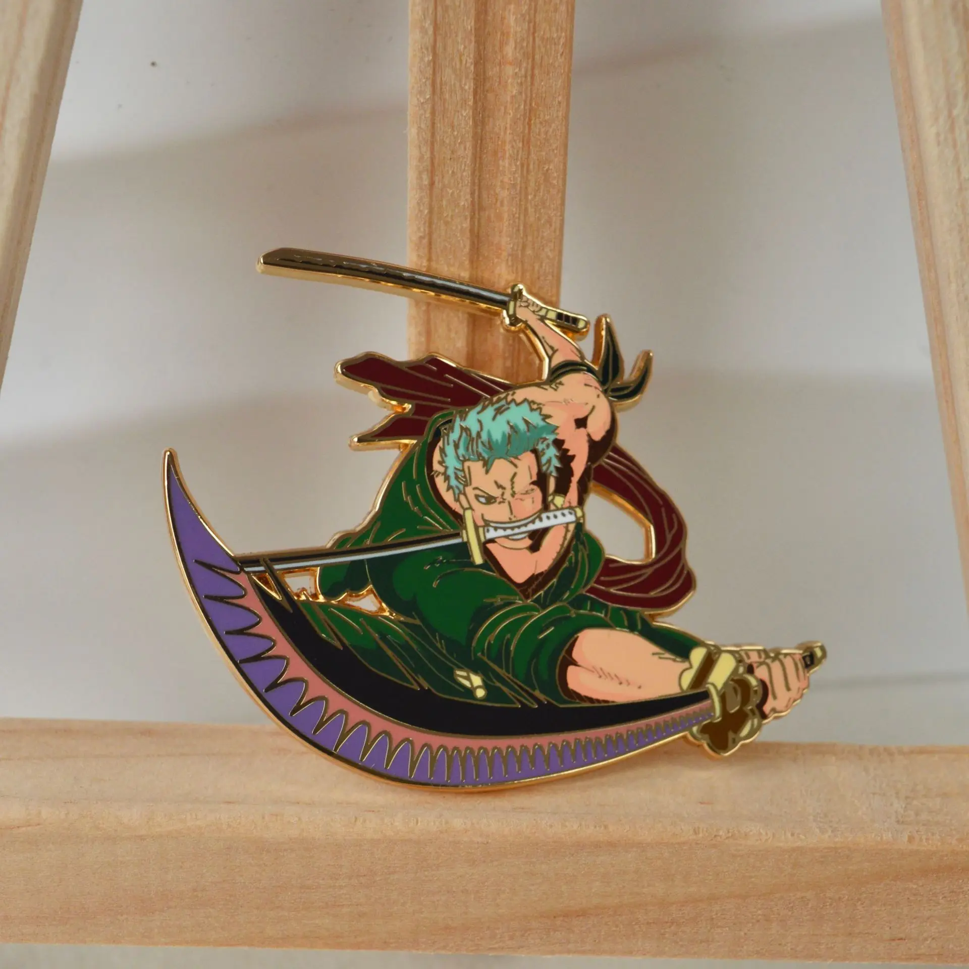 Anime ONE PIECE Metal Badge Roronoa Zoro Pins Pendant Japanese Manga Brooches for Bag Backpack Clothing Lapel Cosplay Gift Decor
