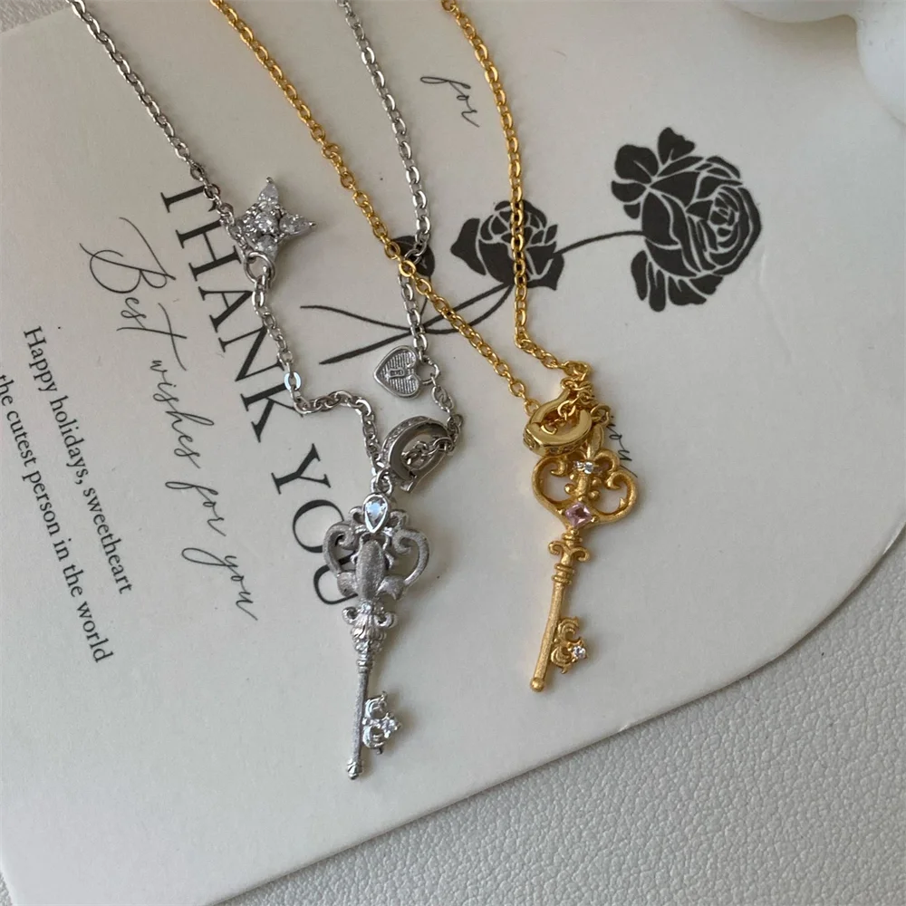 

Korean Versatile 925 Silver Necklace, Little Mushroom Pendant, Minimalist Niche Premium INS Collarbone Chain for Women